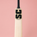 Customized Premium English Willow Cricket Bats - Player Edition