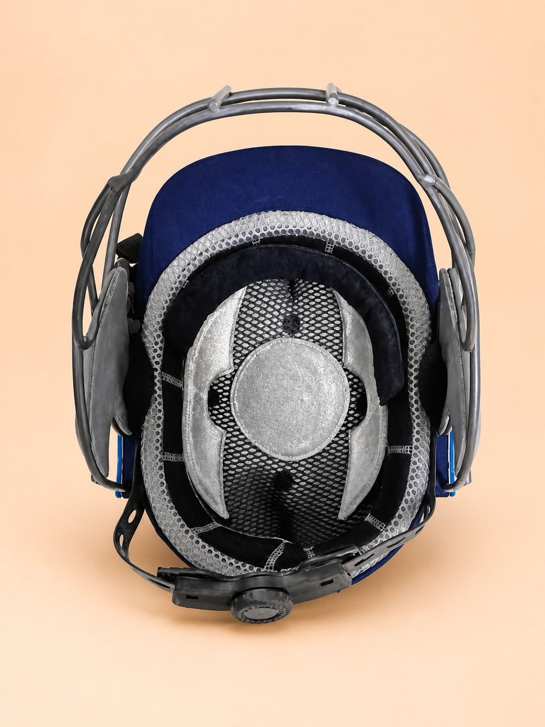 03-interior YONKER cricket helmet padded interior and faceguard view